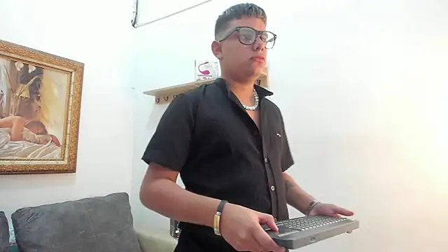 DavilANDkevin2 online show from October 2025 02:13:02 AM