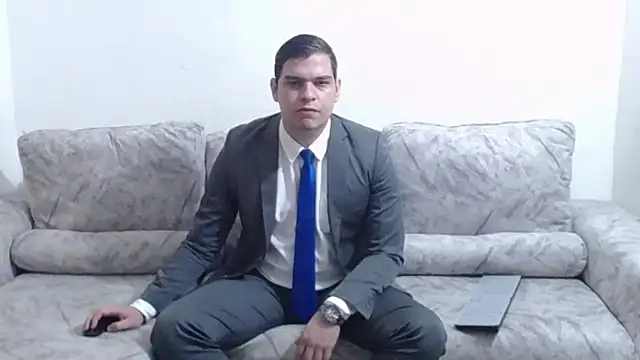 Victor Maitland online show from March 2026 08:03:01 PM