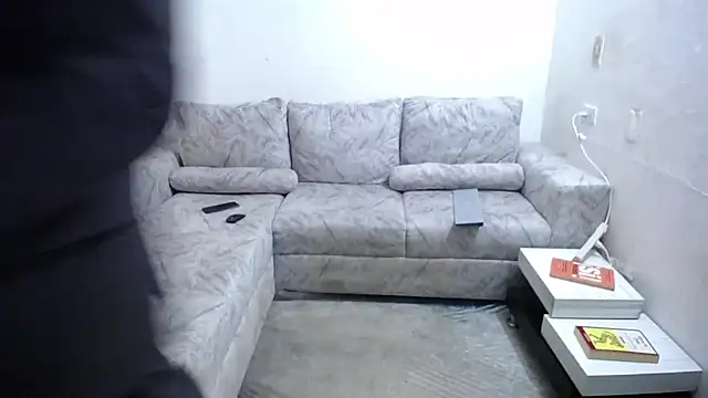 Victor Maitland online show from November 2025 03:44:02 AM