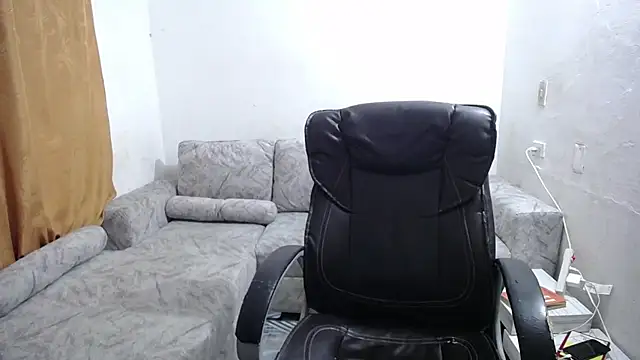 Snapshot of Victor_Maitland chatting on February 2026 04:01:01 AM Victor Maitland online show from February 2026 04:01:01 AM