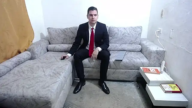 Victor Maitland online show from October 2025 07:58:01 PM