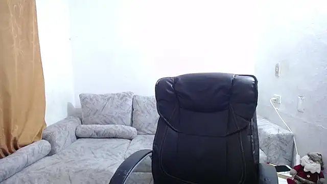 Snapshot of Victor_Maitland chatting on December 2025 08:09:02 PM Victor Maitland online show from December 2025 08:09:02 PM