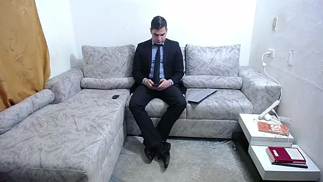 Victor Maitland online show from September 2025 03:49:02 AM
