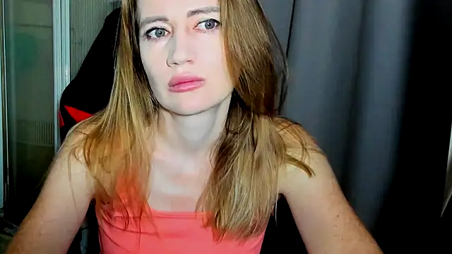 JessFoxxx online show from August 2026 02:18:01 AM