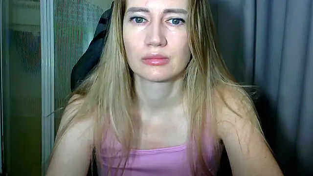 JessFoxxx online show from January 2026 04:41:02 AM