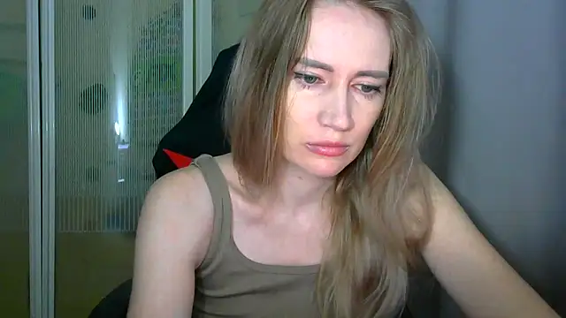 JessFoxxx online show from March 2026 04:12:01 AM