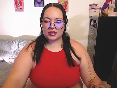 maily888  online show from October 2025 07:36:01 PM