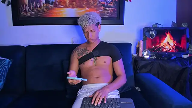 ECSTASYX2 2001 online show from February 2026 04:46:01 AM