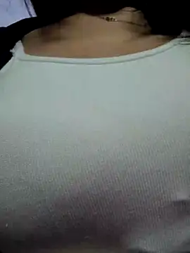 single-mom2x online show from November 2025 12:20:01 PM