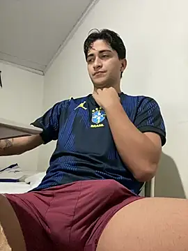 Tavinho067 online show from May 2026 12:39:02 AM