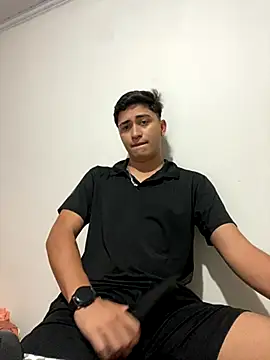 Tavinho067 online show from October 2025 09:22:01 PM