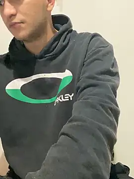 Tavinho067 online show from October 2025 04:33:01 AM