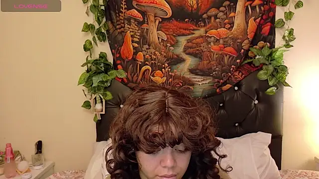Amanda sweet online show from September 2025 12:59:02 PM