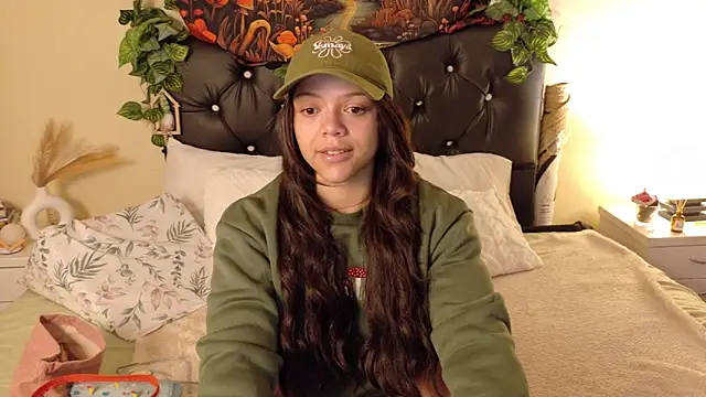 Amanda sweet online show from October 2025 12:57:02 PM