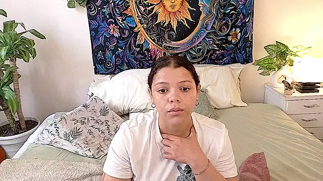 Snapshot of Amanda_sweet chatting on June 2026 02:29:02 PM Amanda sweet online show from June 2026 02:29:02 PM