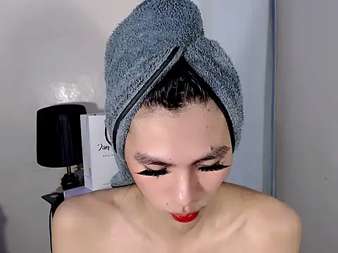 Snapshot of Ur_latinahotpaprika chatting on June 2026 04:18:02 PM Ur latinahotpaprika online show from June 2026 04:18:02 PM