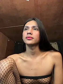 Ur latinahotpaprika online show from February 2026 06:22:01 AM