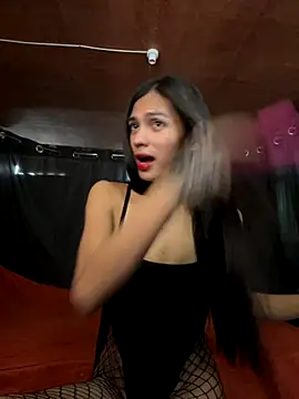 Ur latinahotpaprika online show from October 2025 08:15:02 AM