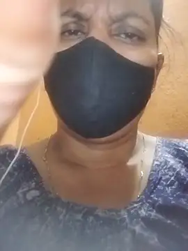 Desi couple305 online show from February 2026 03:28:01 AM