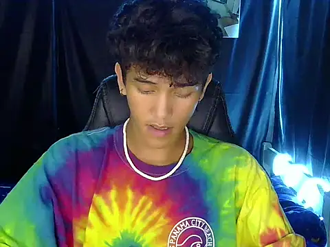 kenbigcockxx online show from April 2026 02:07:01 PM