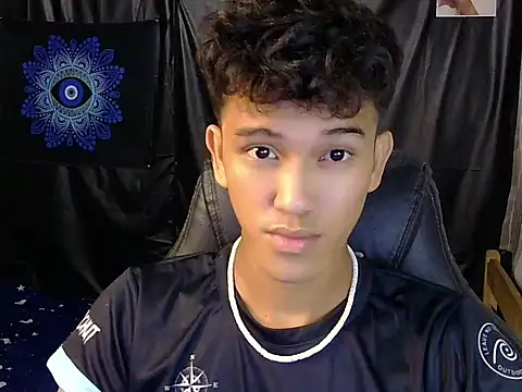 kenbigcockxx online show from February 2026 04:31:02 PM