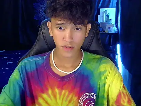 kenbigcockxx online show from April 2026 04:52:02 PM