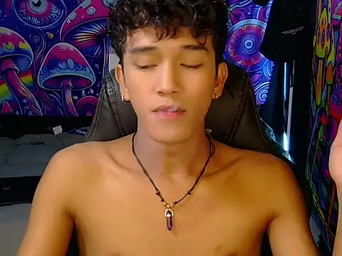 kenbigcockxx online show from May 2026 01:20:01 PM