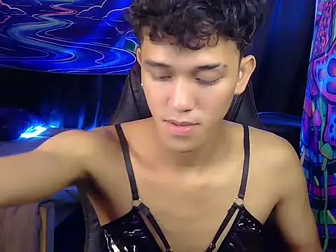Snapshot of kenbigcockxx chatting on July 2026 06:33:02 AM kenbigcockxx online show from July 2026 06:33:02 AM