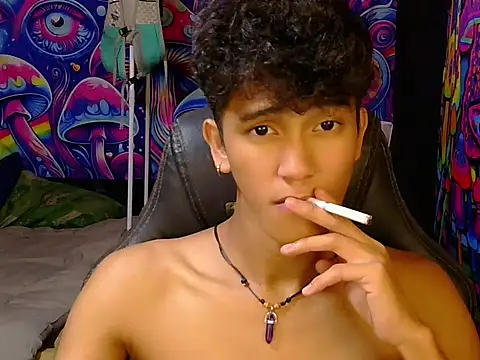 kenbigcockxx online show from May 2026 05:40:01 AM