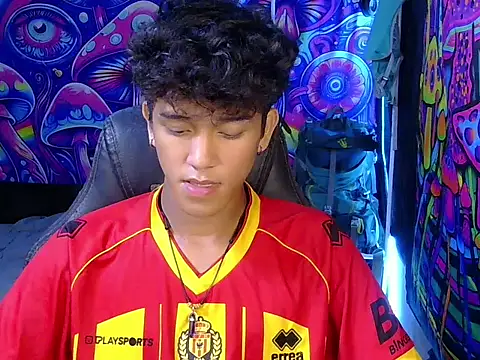 kenbigcockxx online show from May 2026 02:45:01 PM