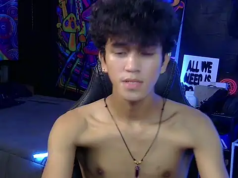 Snapshot of kenbigcockxx chatting on July 2026 06:53:01 AM kenbigcockxx online show from July 2026 06:53:01 AM