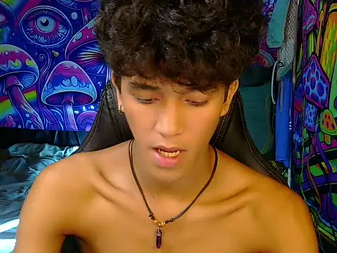 Snapshot of kenbigcockxx chatting on June 2026 03:23:02 PM kenbigcockxx online show from June 2026 03:23:02 PM