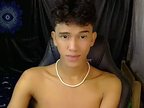 kenbigcockxx online show from February 2026 12:04:02 PM