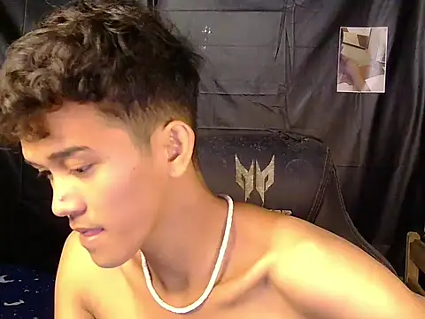 kenbigcockxx online show from February 2026 01:44:02 PM