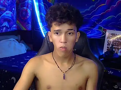 Snapshot of kenbigcockxx chatting on July 2026 07:46:02 AM kenbigcockxx online show from July 2026 07:46:02 AM