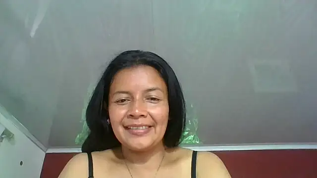 DianaOchoa  online show from October 2025 07:46:01 PM