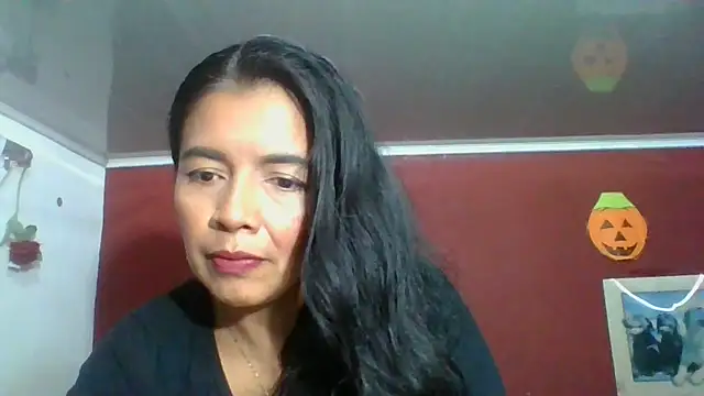 DianaOchoa  online show from November 2025 04:07:01 AM