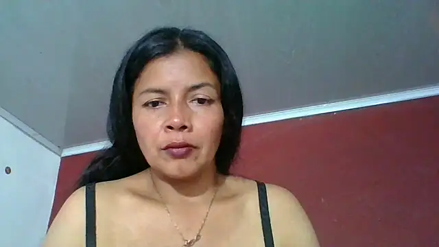 DianaOchoa  online show from November 2025 07:39:01 PM