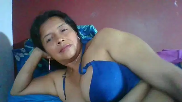 Snapshot of DianaOchoa_ chatting on May 2026 10:36:01 AM DianaOchoa online show from May 2026 10:36:01 AM