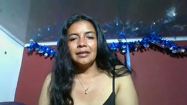 DianaOchoa  online show from December 2025 02:22:01 AM