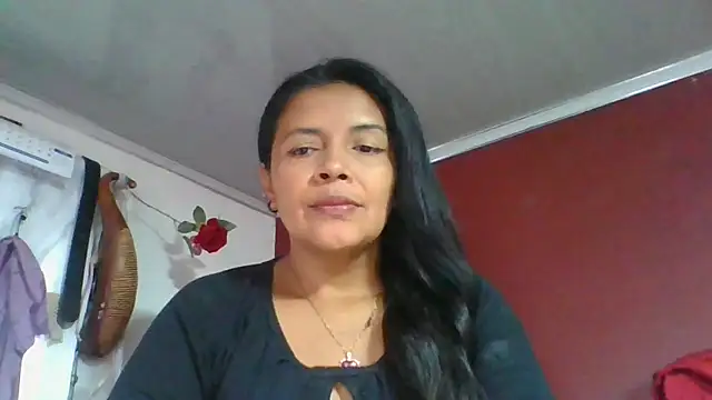 Snapshot of DianaOchoa_ chatting on May 2026 08:23:01 PM DianaOchoa online show from May 2026 08:23:01 PM