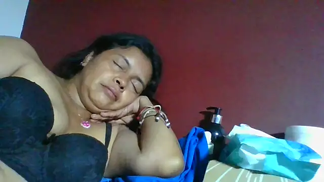 Snapshot of DianaOchoa_ chatting on April 2026 08:29:02 AM DianaOchoa online show from April 2026 08:29:02 AM