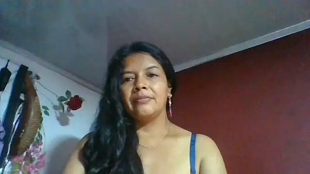 Snapshot of DianaOchoa_ chatting on May 2026 09:37:01 AM DianaOchoa online show from May 2026 09:37:01 AM