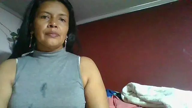 Snapshot of DianaOchoa_ chatting on May 2026 04:31:02 AM DianaOchoa online show from May 2026 04:31:02 AM