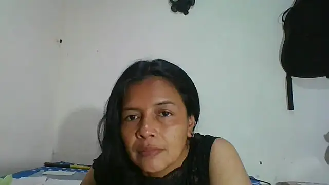 Snapshot of DianaOchoa_ chatting on April 2026 07:42:02 PM DianaOchoa online show from April 2026 07:42:02 PM