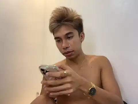 Snapshot of Ur_pinoyhotbrix chatting on February 2026 07:47:01 PM Ur pinoyhotbrix online show from February 2026 07:47:01 PM