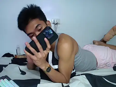 Ur pinoyhotbrix online show from December 2025 10:38:01 PM