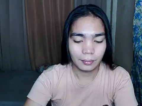 Simple Martina online show from December 2025 11:49:03 PM