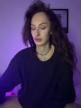 Snapshot of goodgirldevil chatting on February 2026 09:02:02 PM goodgirldevil online show from February 2026 09:02:02 PM