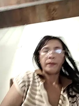 Snapshot of Tina_2pp chatting on September 2025 12:10:01 PM Tina 2pp online show from September 2025 12:10:01 PM